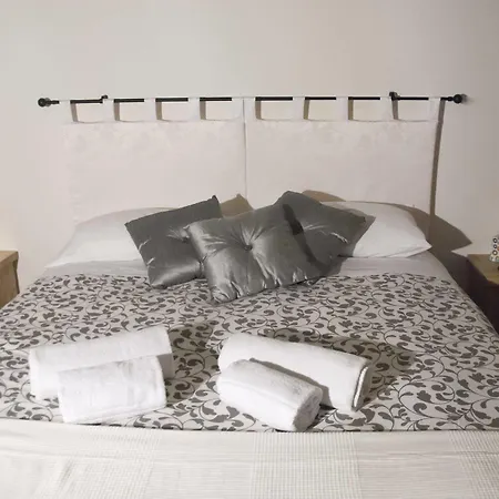 Guest house La Maison 2*