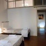La Maison 2*