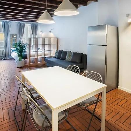 La Maison 2*